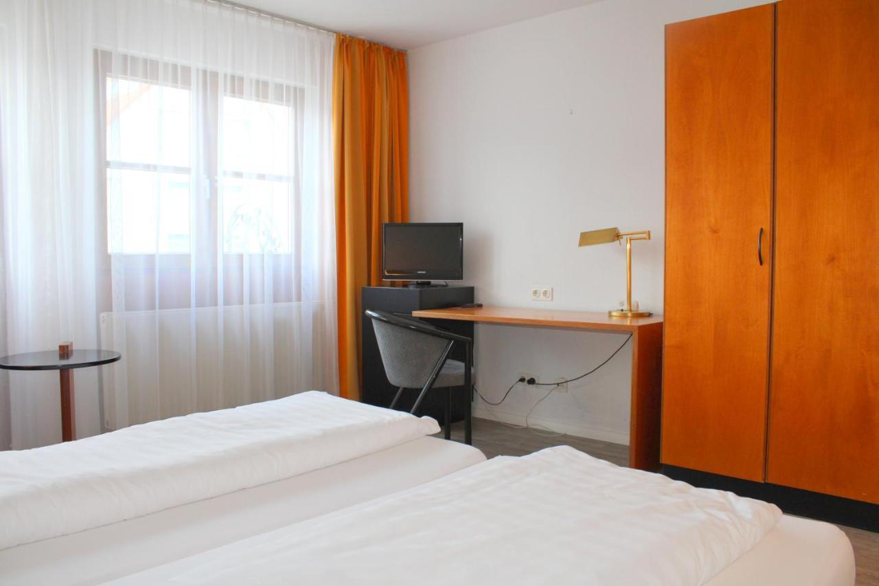 Hotel Lamm Nufringen Ngoại thất bức ảnh