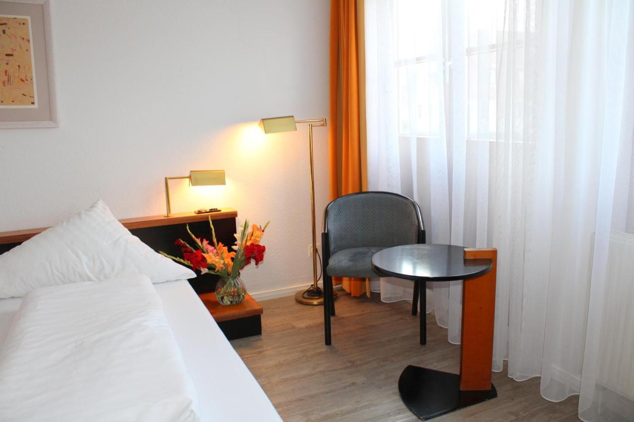 Hotel Lamm Nufringen Ngoại thất bức ảnh